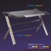 תמונה של שולחן גיימינג מקצועי עם תאורת RGB מבית LUMI