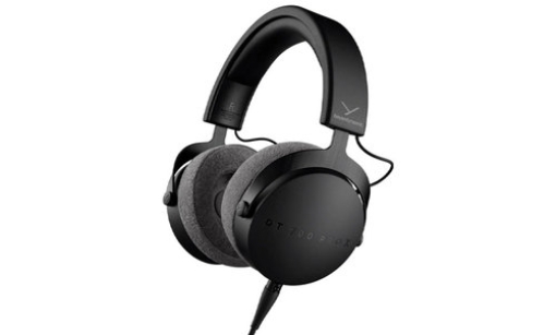 תמונה של אוזניות אולפן להקלטות Beyerdynamic דגם DT700 PRO X בצבע שחור