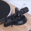 תמונה של פטיפון מקצועי SAFA Turntable HPH-005M Bluetooth – בצבע אגוז בהיר – 3 שנות אחריות