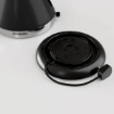 תמונה של קומקום חשמלי 1.5 ליטר MORPHY RICHARDS VENTURE בצבע שחור