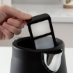 תמונה של קומקום חשמלי 1.7 ליטר Morphy Richards Illumination בצבע שחור