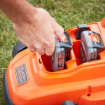 תמונה של מכסחת דשא נטענת Black+Decker BCMW3318N – רוחב כיסוח 33 ס"מ
